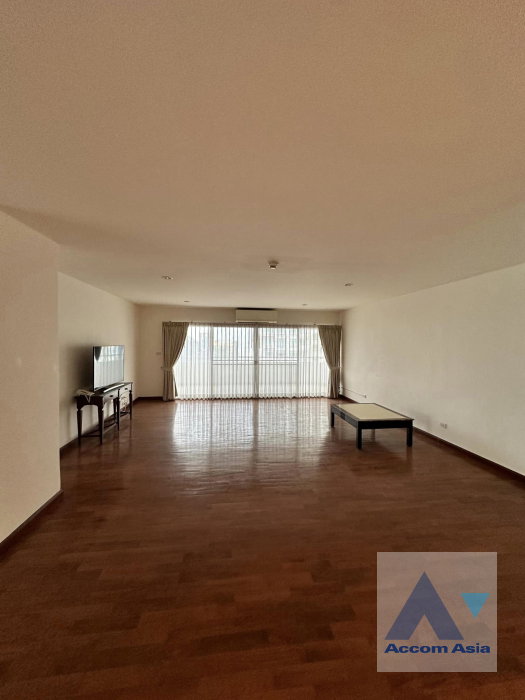 picture 🔼🔽 AccomA 📩 Big Balcony 3 BR Condominium @Tower Park (AA39573) - 2/17