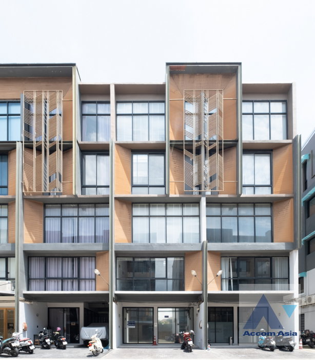 picture 🔼🔽 AccomA 📩 4 BR Townhouse @The Pride Sukhumvit 77 (AA41256) - 1/20