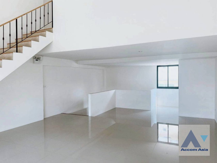 รูป 🔼🔽 AccomA 📩 Home Office 3 BR House @ (AA41879) - รูปที่ 1/10
