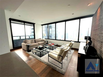 Condos for rent BTS Chong Nonsi : 🔼🔽 AccomA 📩 Pet friendly 3 BR Condominium @M Silom (AA15265)