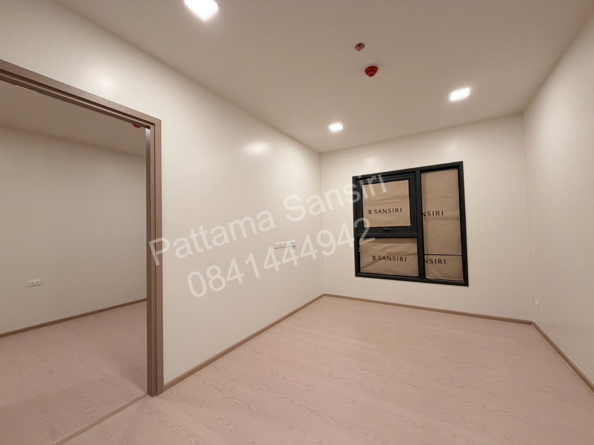 รูป 🔥 โปรแรง! คอนโดเดอะเบส เออร์เบิน พระราม 9 ห้องใหญ่ เพียง 4.39 ล้าน เท่านั้น - รูปที่ 3/11