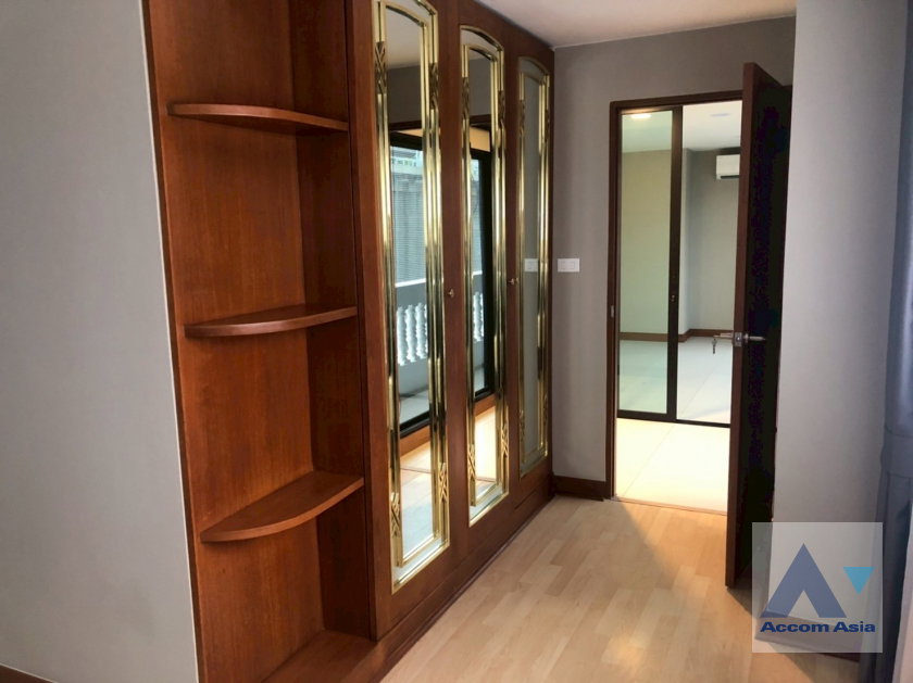 picture 🔼🔽 AccomA 📩  2 BR Condominium @United Tower (AA45306) - 16/20