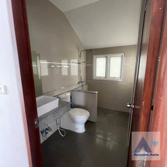 รูป 🔼🔽 AccomA 📩 Home Office 3 BR Townhouse in Khlong Tan Nuea (AA44798) - รูปที่ 13/20