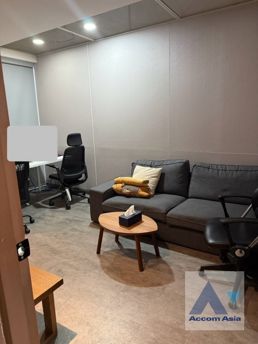 รูป 🔼🔽 AccomA 📩 Private Swimming Pool 4 BR House in Khlong Tan Nuea (AA15750) - รูปที่ 6/8