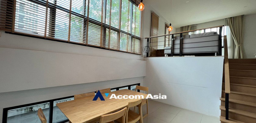 รูป 🔼🔽 AccomA 📩 Charming townhouse in the prime Sathorn area with stylish design (AA25860) - รูปที่ 3/20
