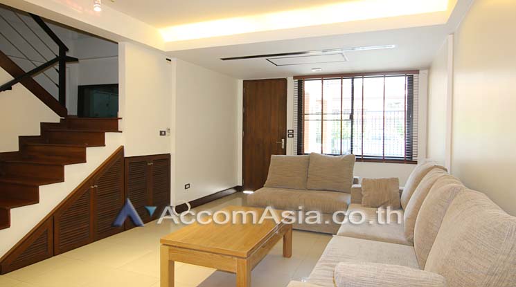 รูป 🔼🔽 AccomA 📩 Home Office,Private Swimming Pool,Penthouse 4 BR Townhouse in Khlong Tan Nuea (13002624) - รูปที่ 2/13