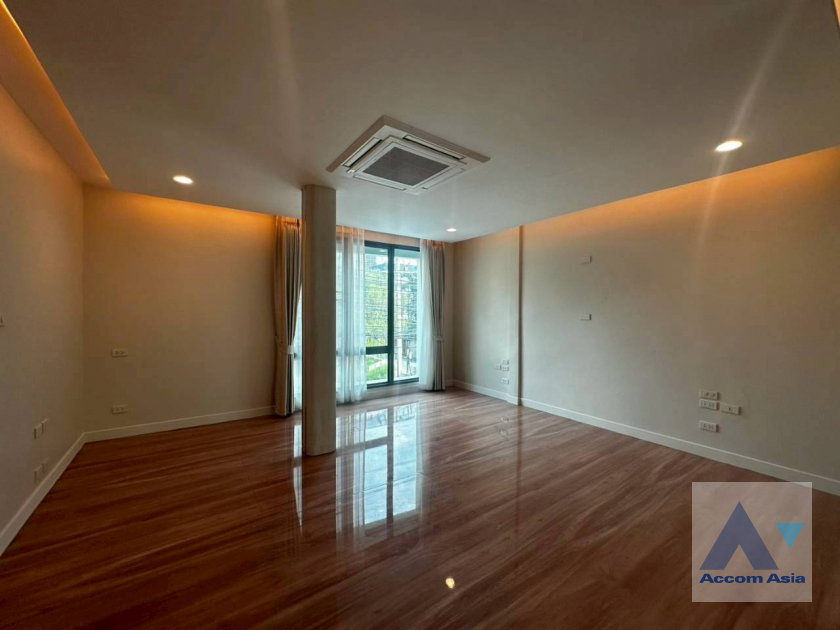 picture 🔼🔽 AccomA 📩 Pet friendly 3 BR Townhouse @KLANG Nivas (AA41767) - 13/20