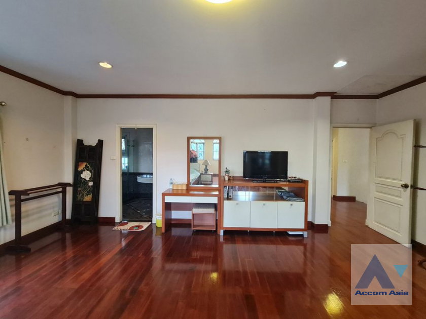 รูป 🔼🔽 AccomA 📩  5 BR House in Lat Phrao (AA39826) - รูปที่ 8/20