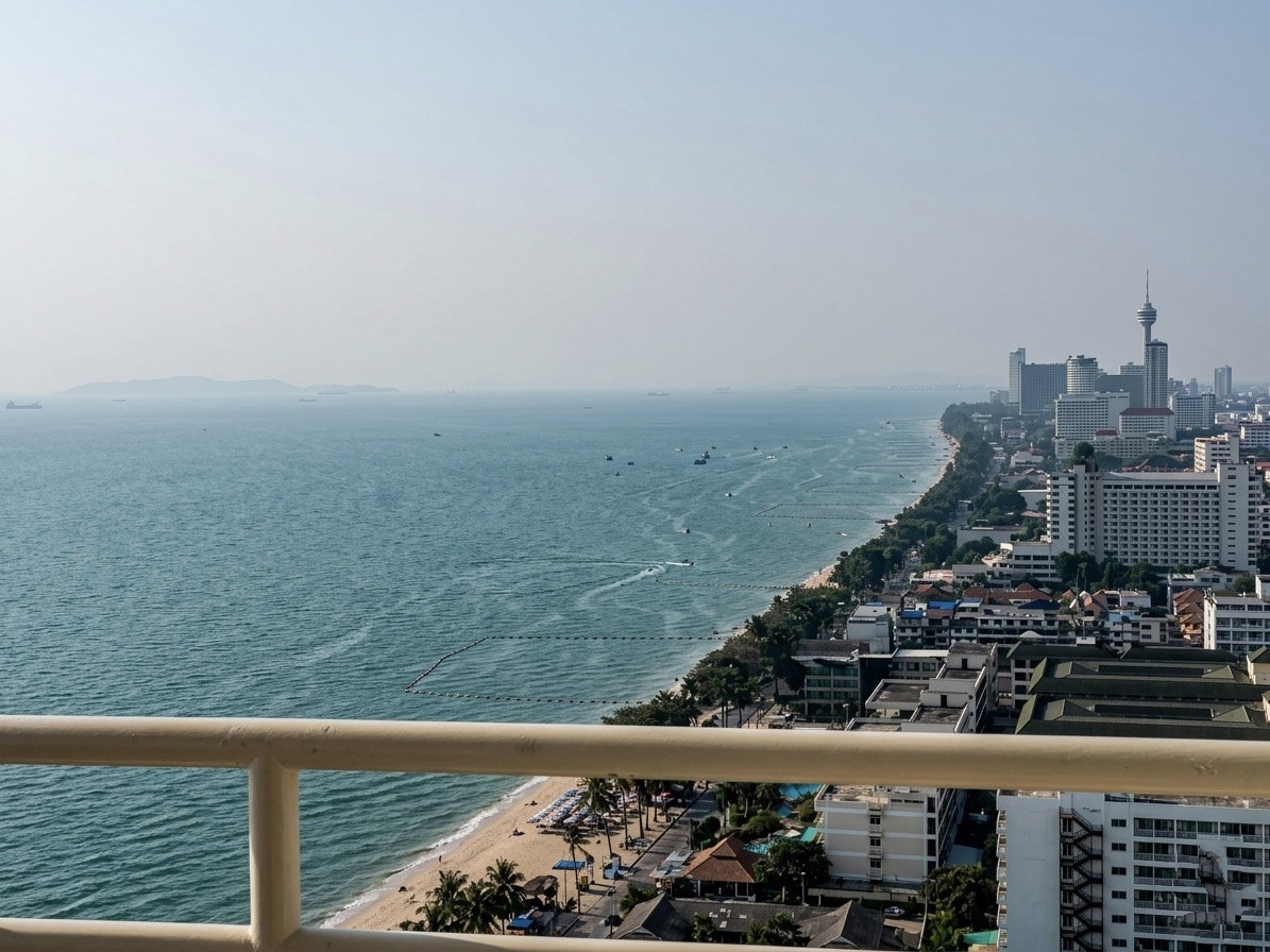 picture Luxury Studio Condo for Rent in Jomtien Pattaya at View Talay 8 - 11/12