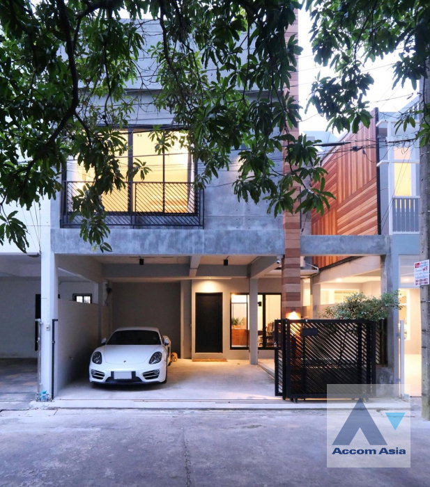picture 🔼🔽 AccomA 📩 3 BR House in Khlong Tan Nuea (AA27387) - 1/20