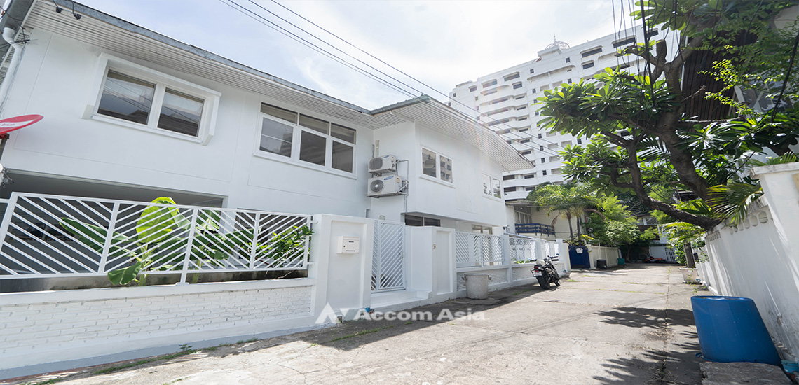 รูป 🔼🔽 AccomA 📩 Pet friendly 5 BR House in  Lumphini (AA30969) - รูปที่ 1/19
