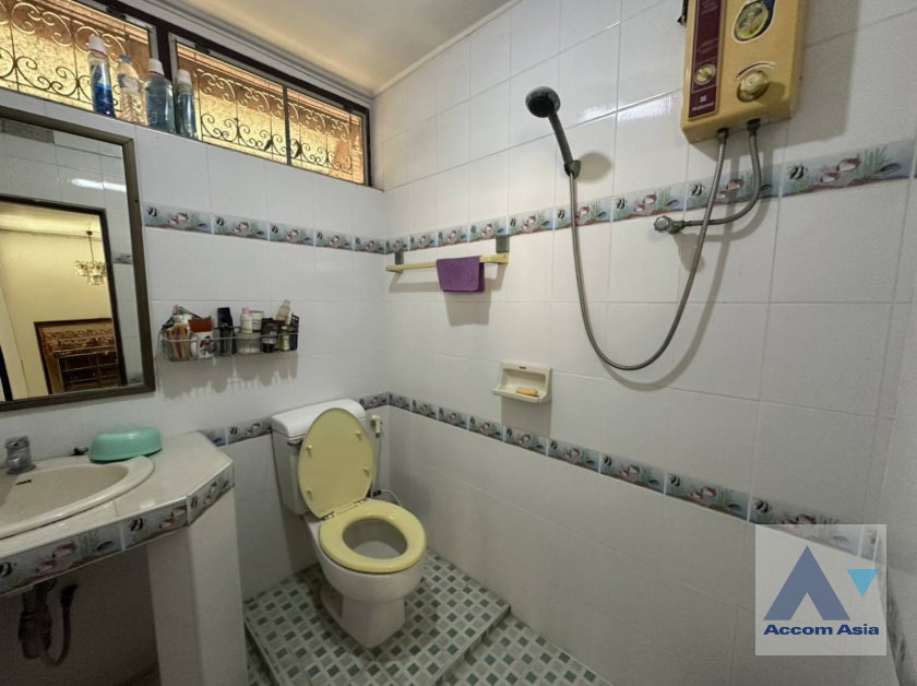 รูป 🔼🔽 AccomA 📩  4 BR House in Phra Khanong Nuea (AA41441) - รูปที่ 13/13