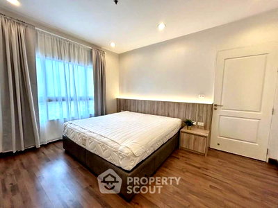 Condos for rent : 2-BR 71 Sqm, Q House Sathon, 33rd-Floor, 100m to BTS Krung Thon Buri (ID 2444706)