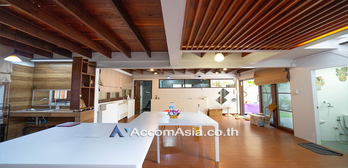 picture 🔼🔽 AccomA 📩 Home Office 3 BR House in Khlong Tan Nuea (AA21780) - 5/18