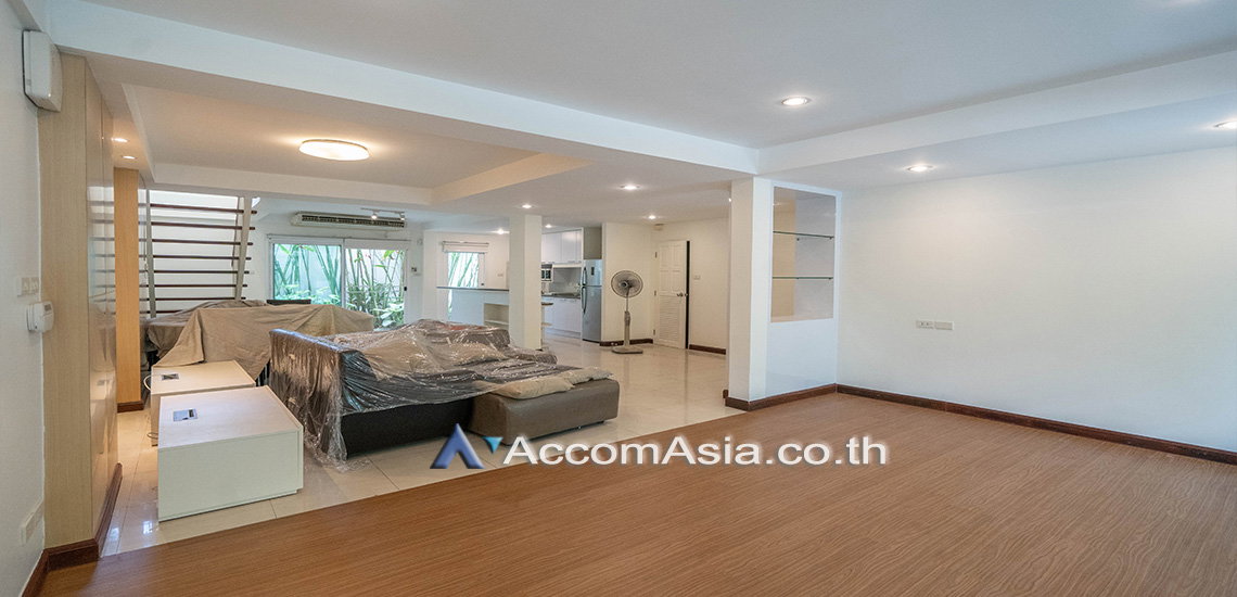 รูป 🔼🔽 AccomA 📩  3 BR House @Ekkamai Cozy House with swimming pool (AA31173) - รูปที่ 5/15