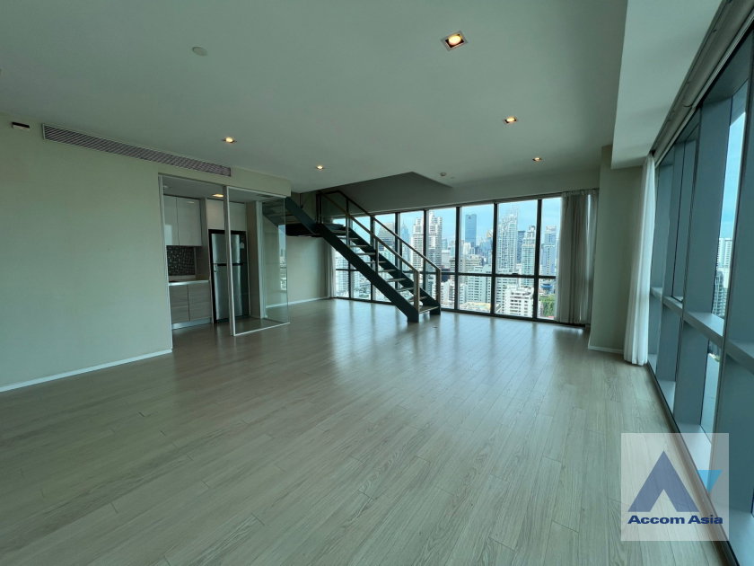 รูป 🔼🔽 AccomA 📩 Duplex Condo 2 BR Condominium @The Room Sukhumvit 21 (13001650) - รูปที่ 1/17
