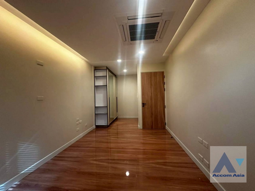 picture 🔼🔽 AccomA 📩 Pet friendly 3 BR Townhouse @KLANG Nivas (AA41767) - 15/20