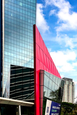 Office for rent BTS Udom Suk : Fully serviced private office space for you and your team in Regus 66 Tower