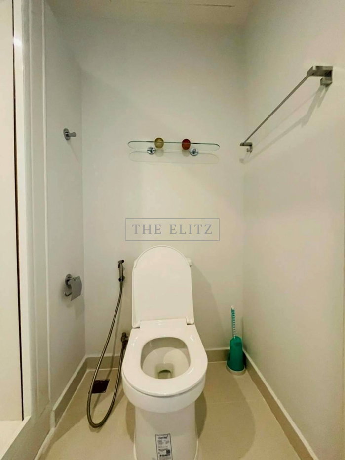 รูป ✨ สัมผัสมาตรฐานของการอยู่อาศัยที่เหนือกว่า The Room Sathorn–Taksin ใช้ชีวิตผ่านพื้นที่ที่ออกแบบอย่างมีรสนิยม เพื่อรองรับทุกจังหวะของชีวิต - รูปที่ 11/18