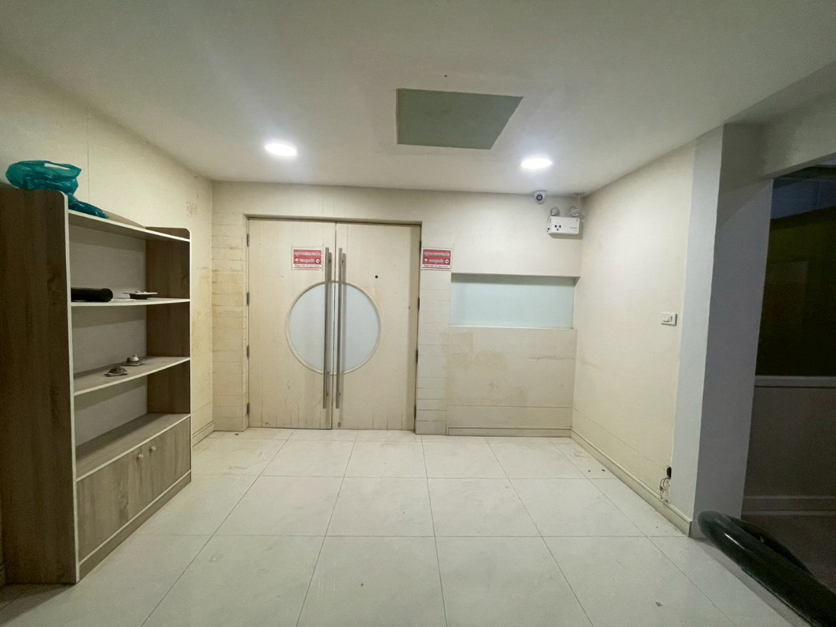 รูป ให้เช่าอาคารพาณิชย์ ชั้น 3 สวนมะลิเซ็นเตอร์  เขตป้อมปราบศัตรูพ่าย กรุงเทพ อาคารพาณิชย์ขนาดใหญ่ เหมาะทำออฟฟิศ สำนักงานบริษัท คลินิก หรือศูนย์อบรม - รูปที่ 3/11