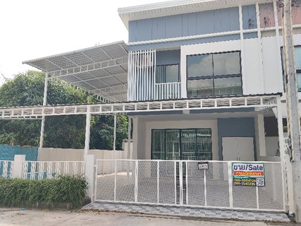 บ้านรีโนเวทใหม่หลังริม3ห้องนอน2ห้องนำ้เครือสหพัฒน์