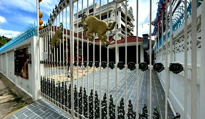 Houses for sale Outer Sukhumvit : House for sale !  Sukhumvit 65 Area : 91 Sq. Wah.