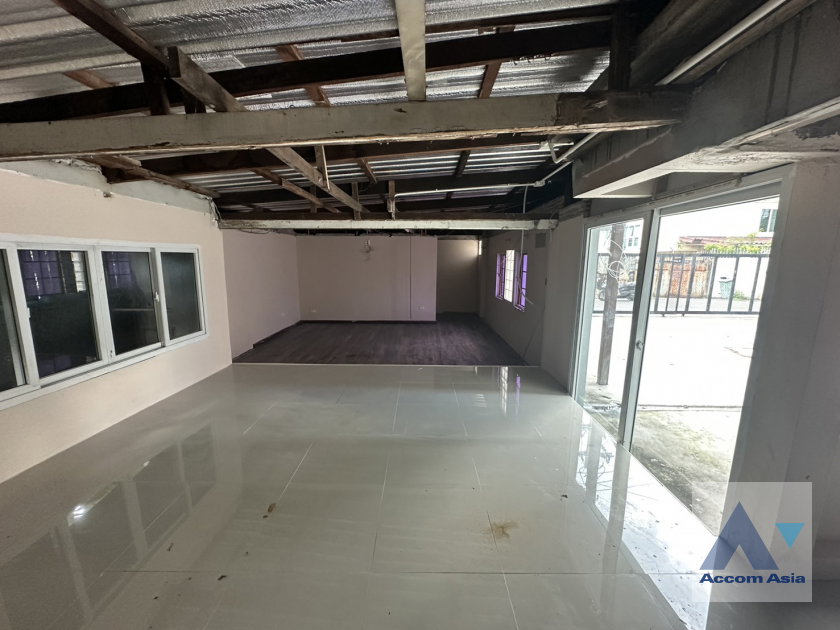 picture 🔼🔽 AccomA 📩 Home Office 2 BR House in Khlong Tan Nuea (AA44738) - 9/17