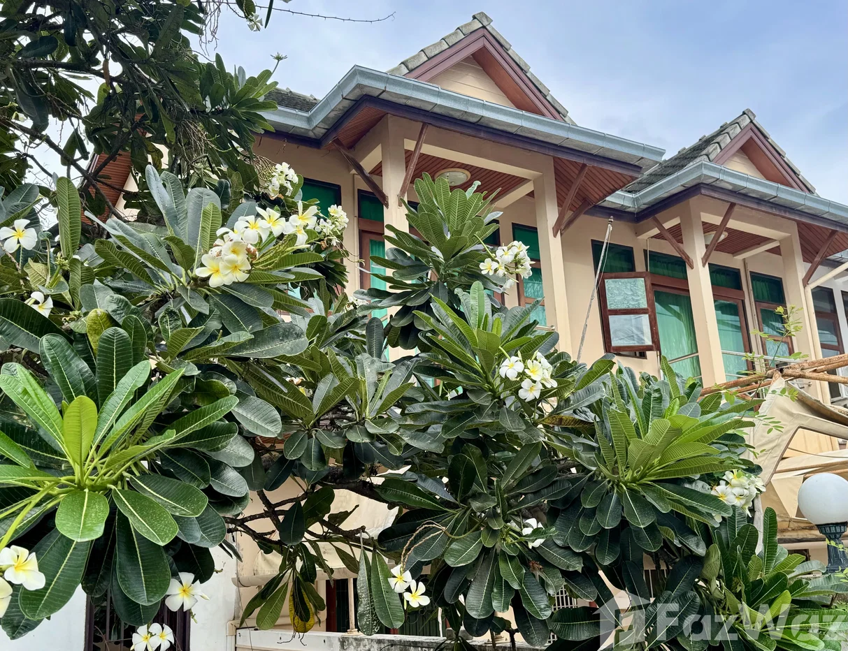 รูป ขาย ทาวน์เฮ้าส์ 4 ห้องนอน ใน บ่อผุด, สุราษฎร์ธานี 1959986 - รูปที่ 1/17