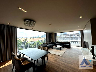Condos for rent : 🔼🔽 AccomA 📩 Penthouse Condominium 1