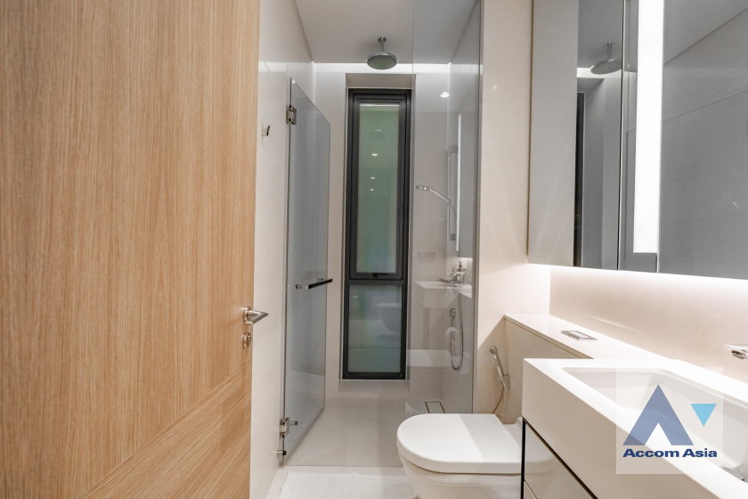 picture 🔼🔽 AccomA 📩 Modern Condominium with City View Balcony - 11/20