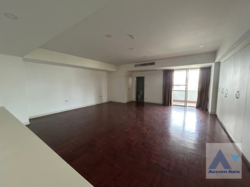 รูป 🔼🔽 AccomA 📩  3 BR Condominium @Oriental Tower (AA35175) - รูปที่ 8/9