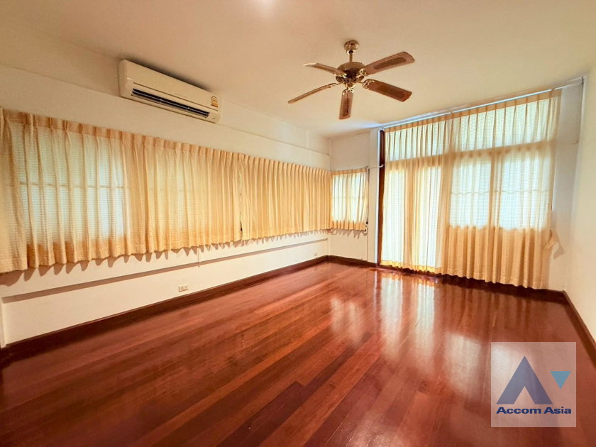 picture 🔼🔽 AccomA 📩 Home Office 3 BR House in Khlong Toei Nuea (99503) - 11/20