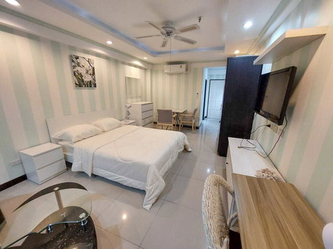 Studio Condo for Rent Rimhaad Jomtien Fully Furnished