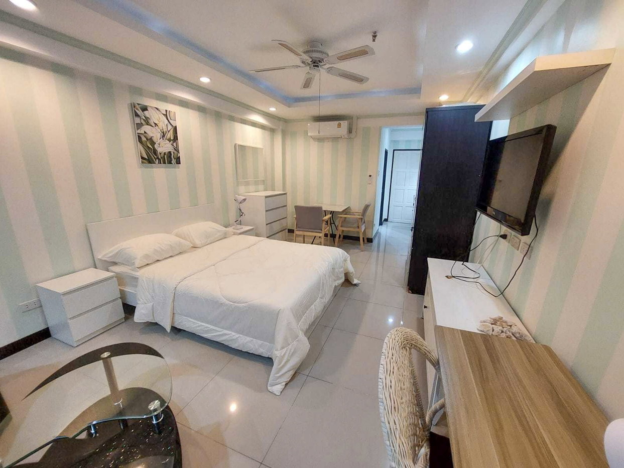 รูป Studio Condo for Rent Rimhaad Jomtien Fully Furnished - รูปที่ 1/5