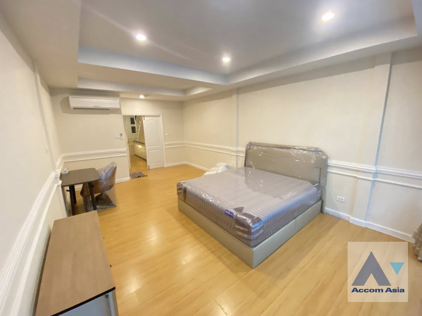 รูป 🔼🔽 AccomA 📩 Home Office 3 BR Townhouse in Wang Mai (AA45215) - รูปที่ 7/15