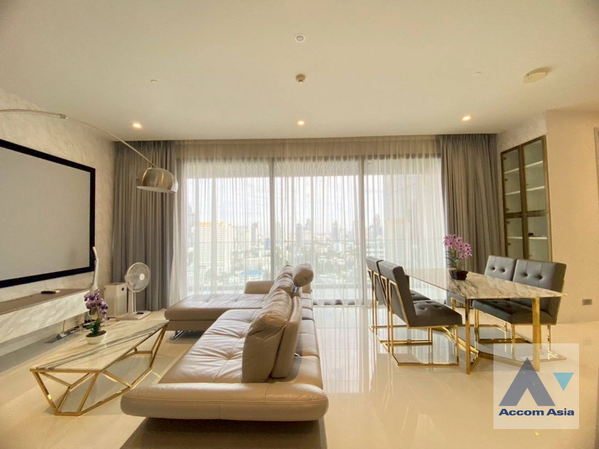 รูป 🔼🔽 AccomA 📩  Elegant condominium with soft interiors and skyline views in Sukhumvit (AA43540) - รูปที่ 2/19
