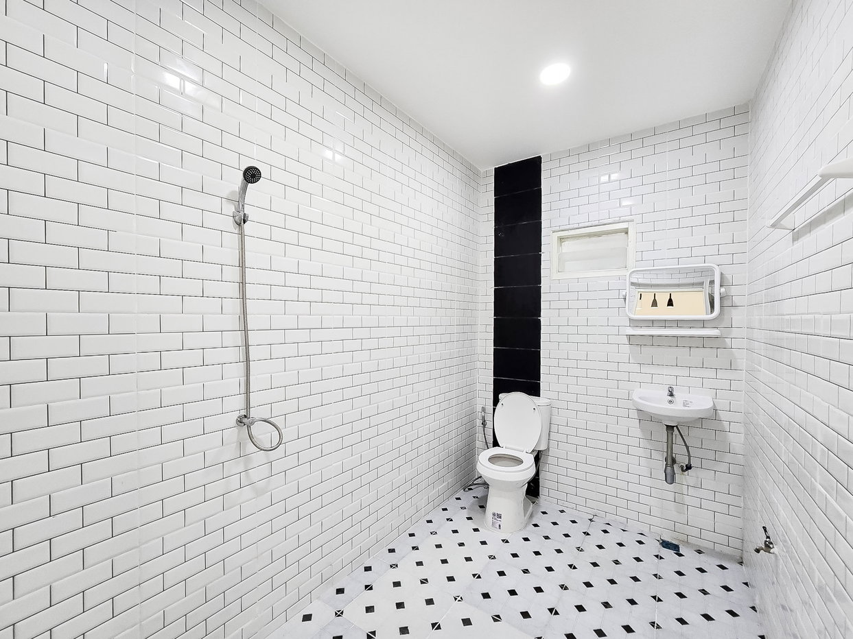 รูป House for Sale East Pattaya Noen Plub Wan - รูปที่ 12/15
