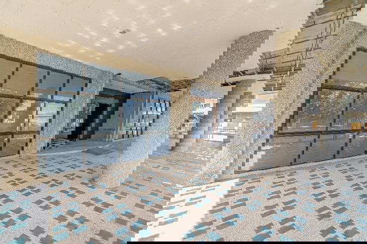 รูป ด่วน!!! ขายอาคารสํานักงาน 7 ชั้น นวมินทร์ 85 เนื้อที่ 367 ตร.ว แถมรายได้จากค่าเช่าเสาสัญญาณมือถือ ปีละ 720,000 บาท - รูปที่ 8/16