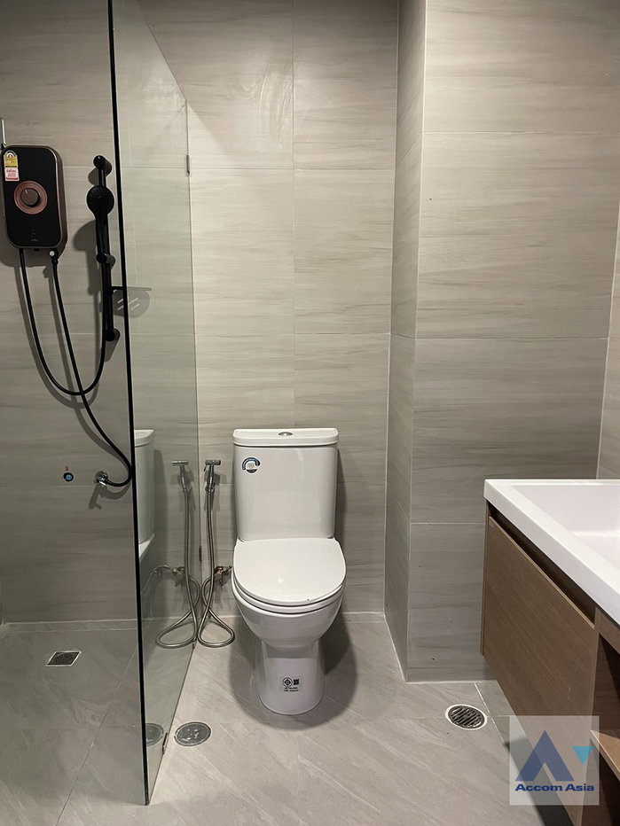 picture 🔼🔽 AccomA 📩 Newly renovated 3 BR Condominium @Sathorn Gardens (1511931) - 7/13