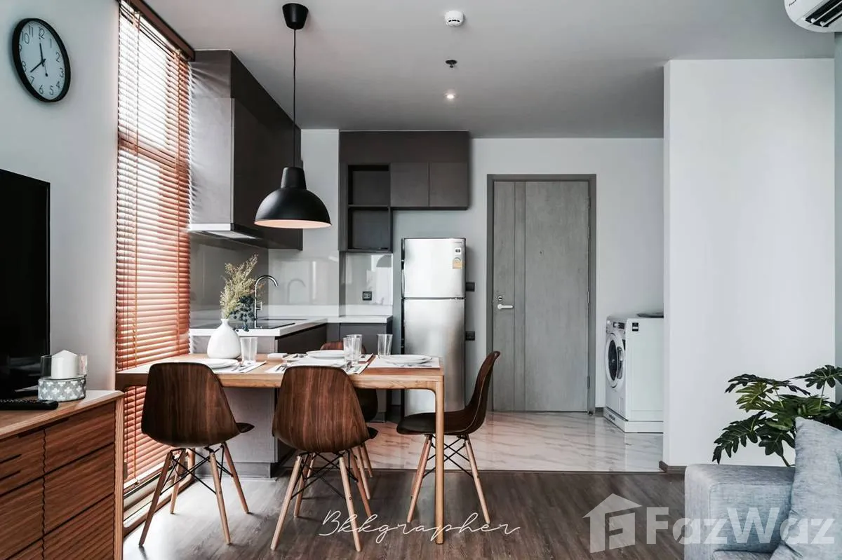 picture INTERIOR DESIGNER FULLY FURNISHED ROOM 6149309 - 10/19