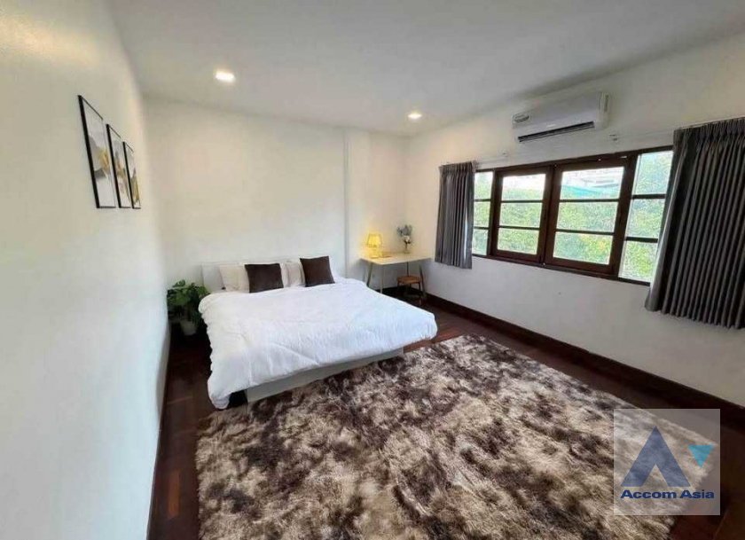 picture 🔼🔽 AccomA 📩 Home Office 5 BR Townhouse @ (AA23504) - 12/17