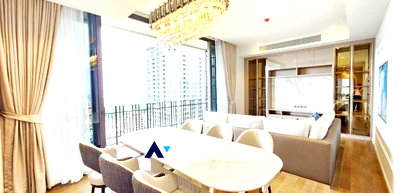 คอนโดให้เช่า : 🔼🔽 AccomA 📩 Pet friendly 2 BR Condominium @MUNIQ Langsuan (AA31247)