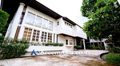 Houses for rent One Bangkok : 🔼🔽 AccomA 📩  2 BR House in Chong Nonsi (9005603)