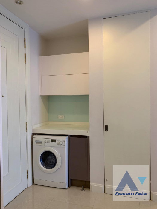 รูป 🔼🔽 AccomA 📩  2 BR Condominium @Q Langsuan  (AA11890) - รูปที่ 9/10