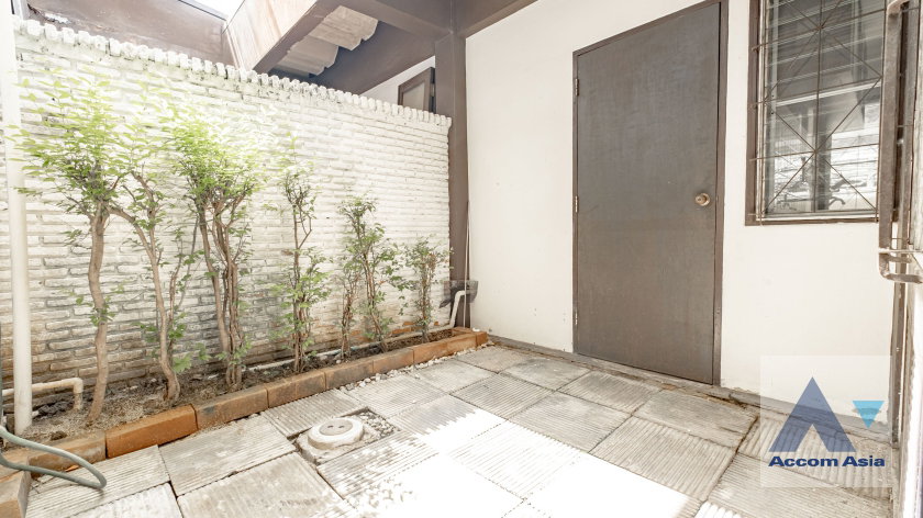 picture 🔼🔽 AccomA 📩 Pet friendly,Home Office 3 BR House in Phra Khanong Nuea (2314026) - 13/20