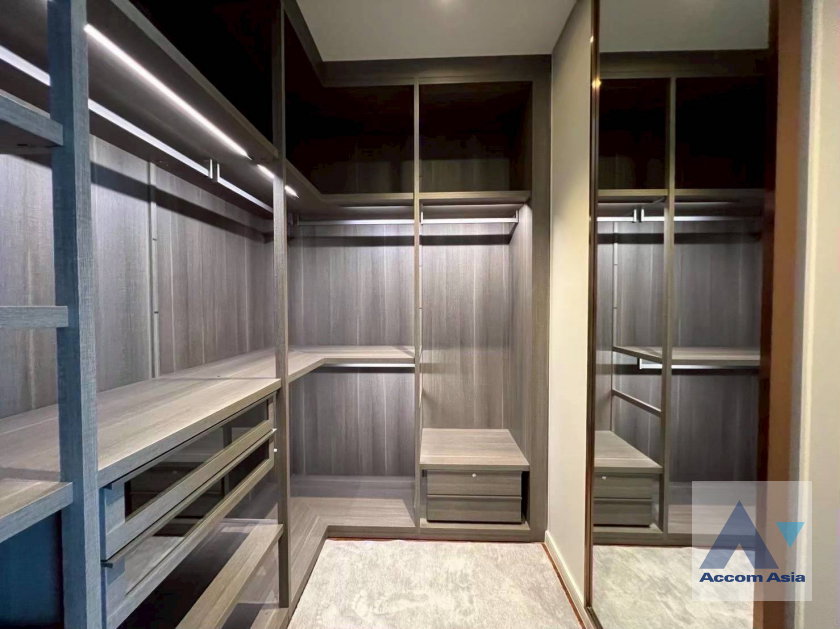 picture 🔼🔽 AccomA 📩  2 BR Condominium @Sindhorn Tonson (AA44964) - 16/17