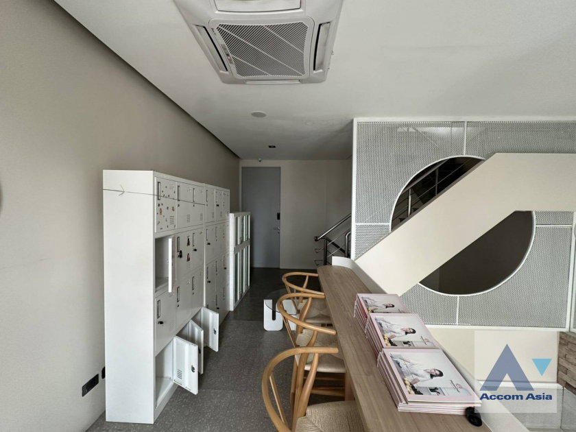 รูป 🔼🔽 AccomA 📩 Home Office 3 BR Townhouse in Khlong Tan Nuea (AA11213) - รูปที่ 5/15