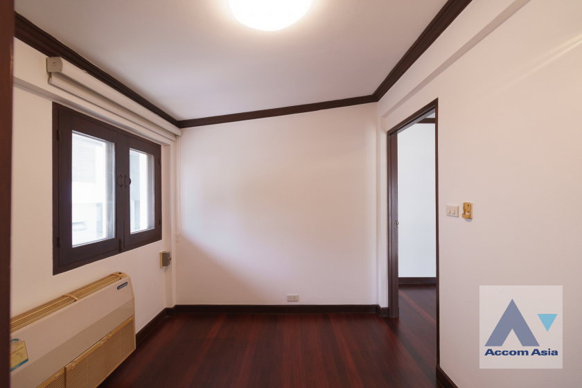 รูป 🔼🔽 AccomA 📩 An Adorable Charming Semi-Detached House set in a private and secured compound (2317188) - รูปที่ 11/20