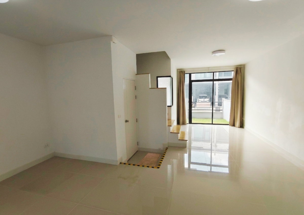 รูป 🏡 ทาวน์โฮม 2 ชั้น "แกรนด์พลีโน่ วัชรพล-สุขาภิบาล 5" เพียง 3.29 ล้าน เท่านั้น! - รูปที่ 17/32