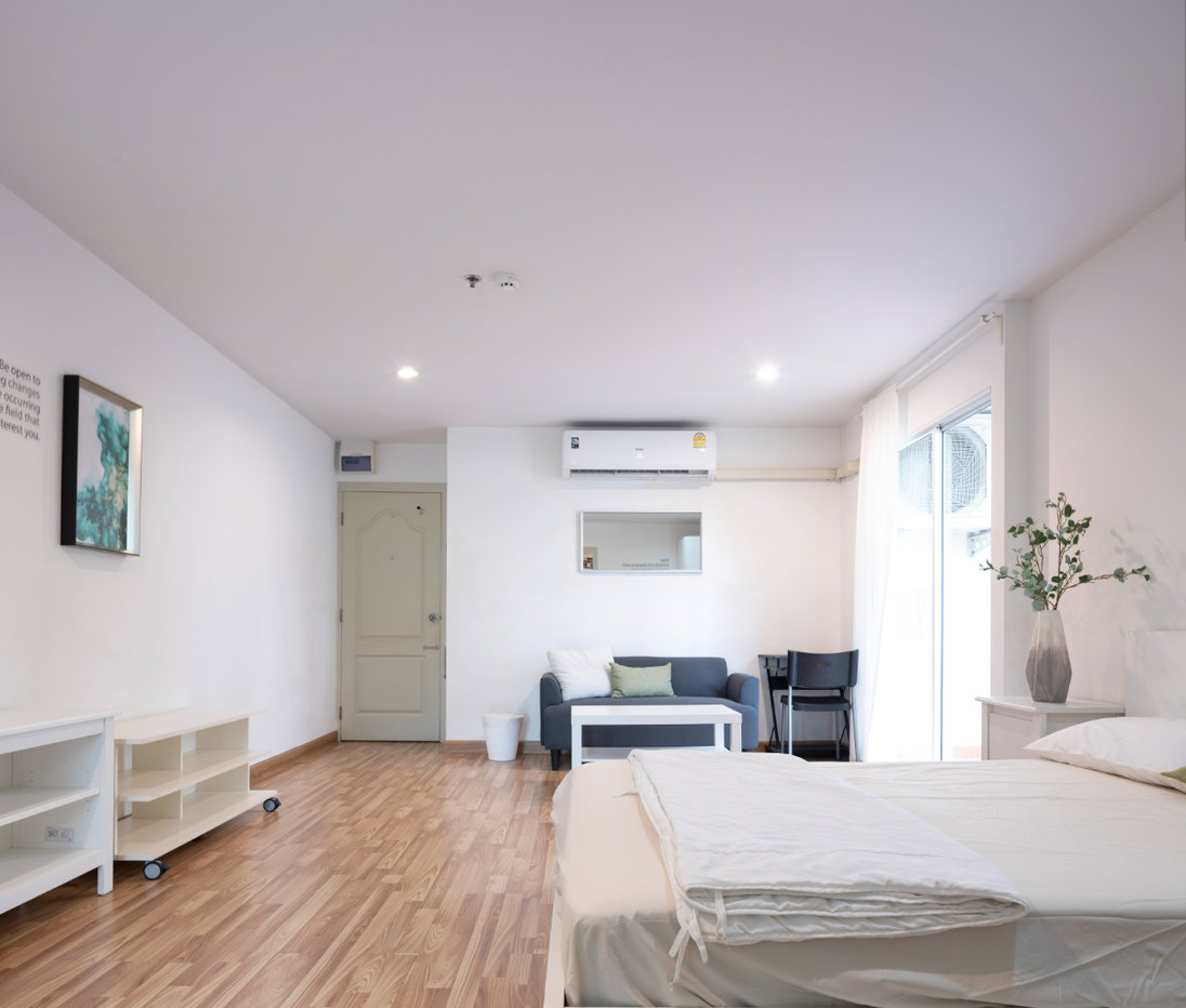 picture Condo for Rent or Sale – Regent Home 12 🏙️🌟 - 5/11